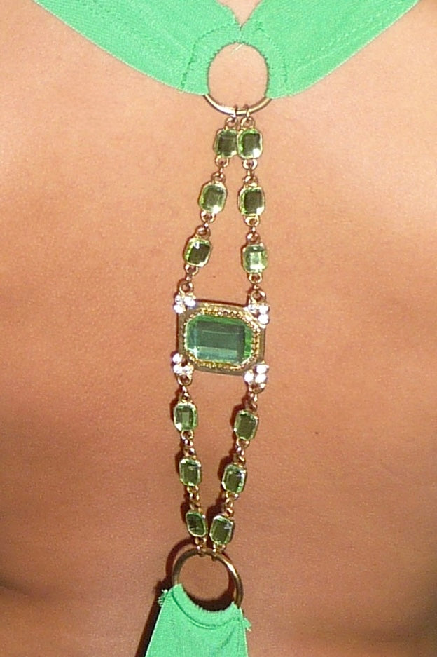 Palm Beach Kleid – Rückenansicht mit Goldkette